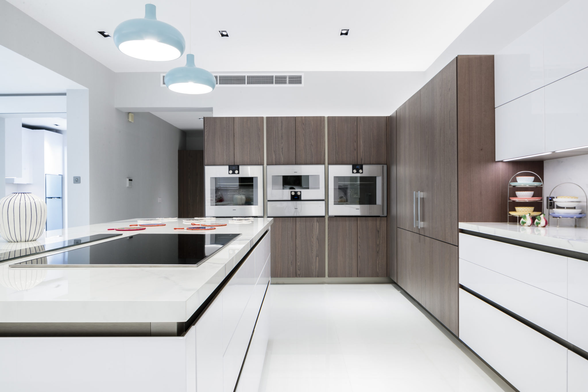 5 Modular Kitchen Layouts Perfect for Apartments and Villas